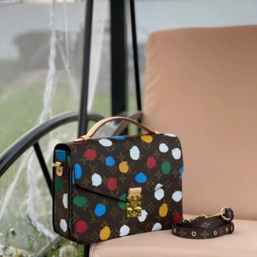 Сумки LOUIS VUITTON 