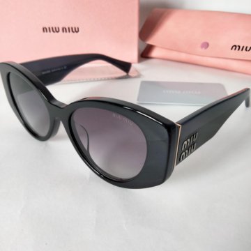 Очки от солнца Миу Миу, с широкими дужками к