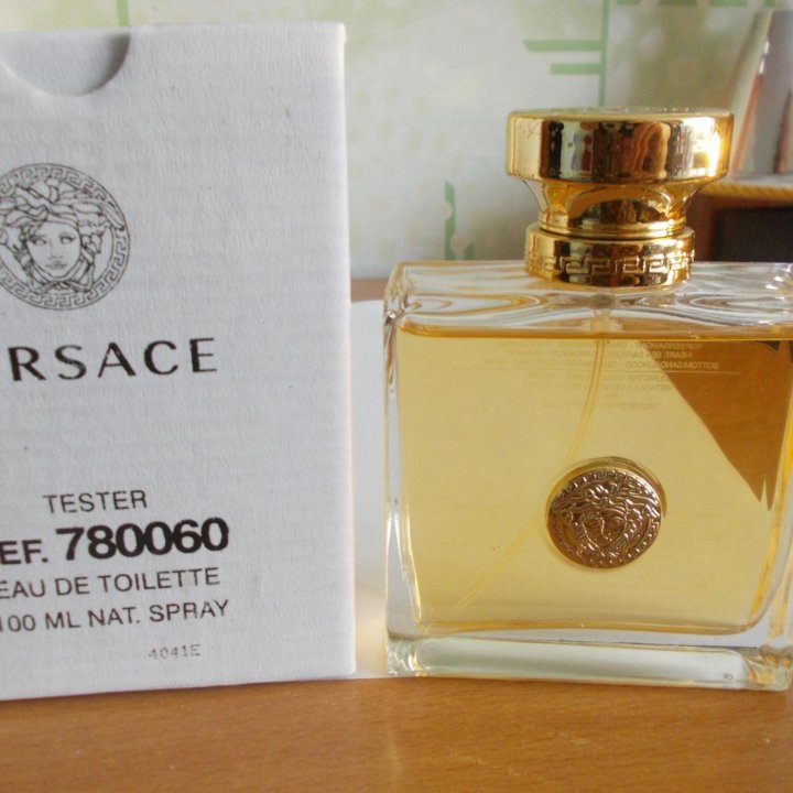 Versace. Versense. Oud