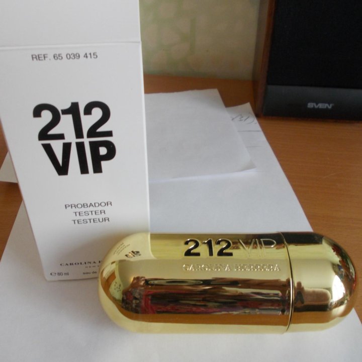 Carolina Herrera 212 VIP женские