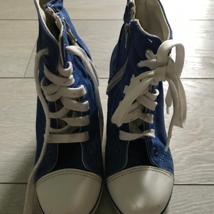 Оригинальные кеды на платформе