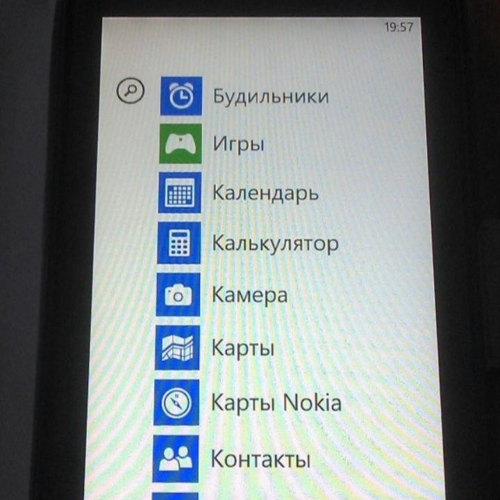 Смартфон Nokia Lumia 710