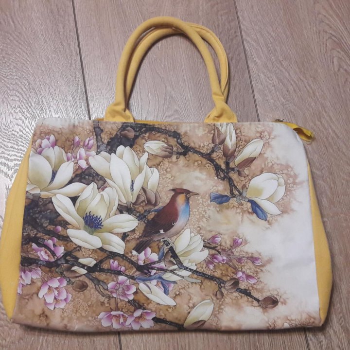 Сумка с модным принтом