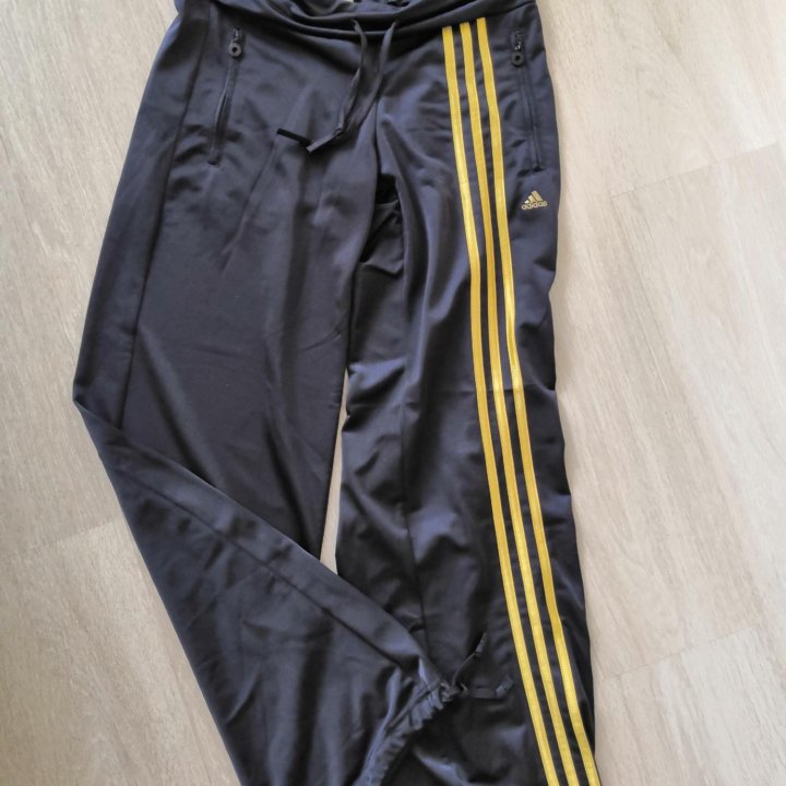 Костюм женский Adidas