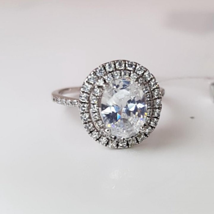 Кольцо женское