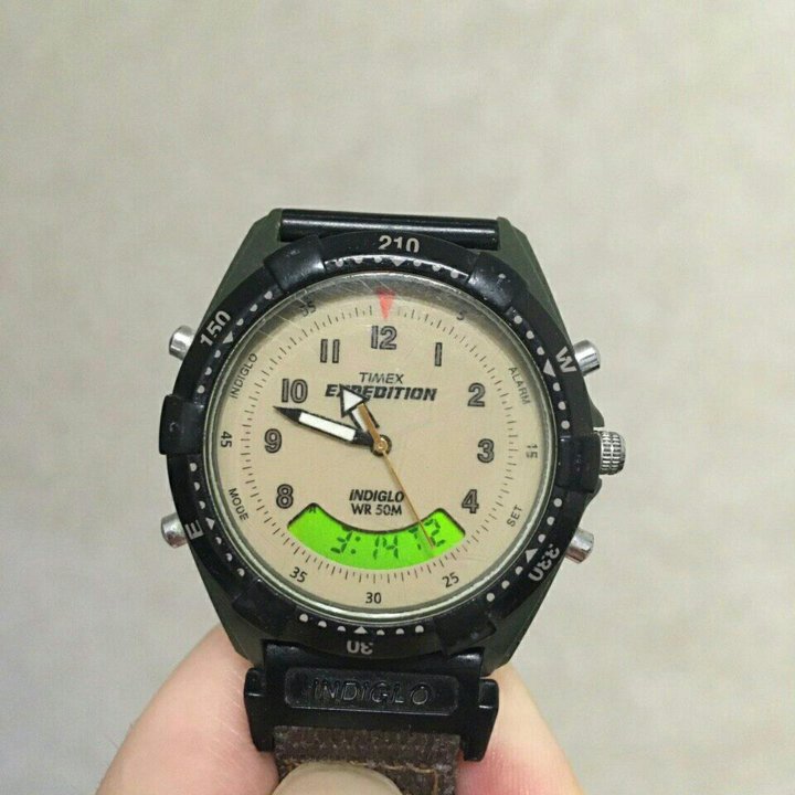 Часы Timex