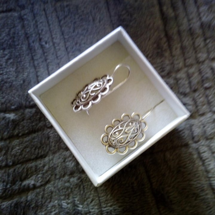 Серебряные серьги