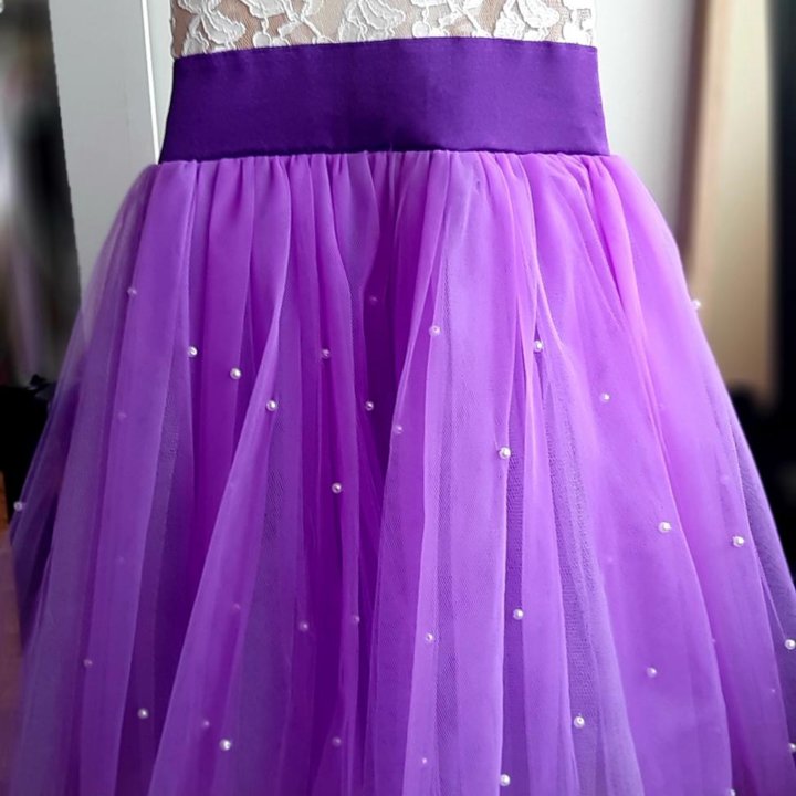 Платье нарядное