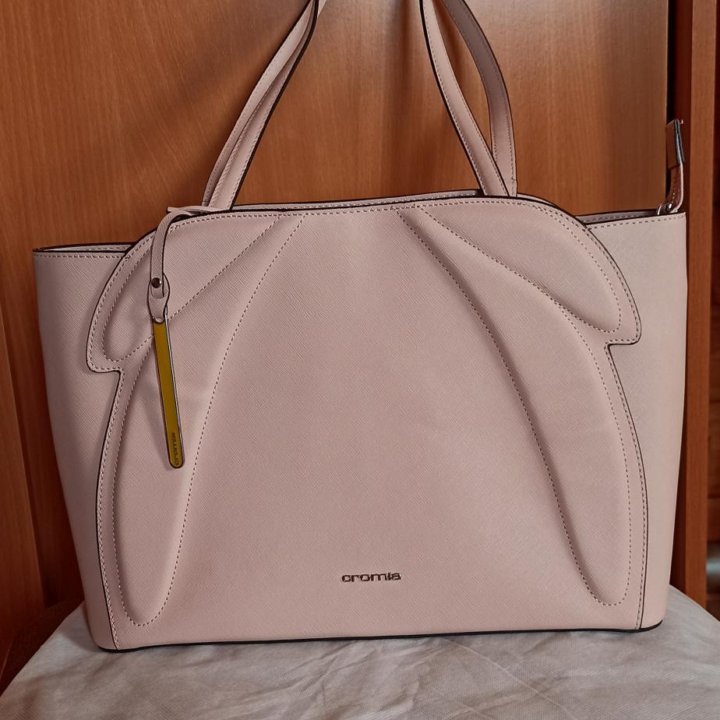 Сумка кожаная