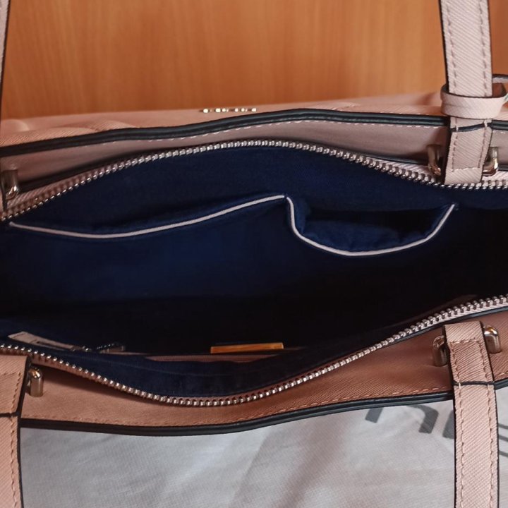 Сумка кожаная