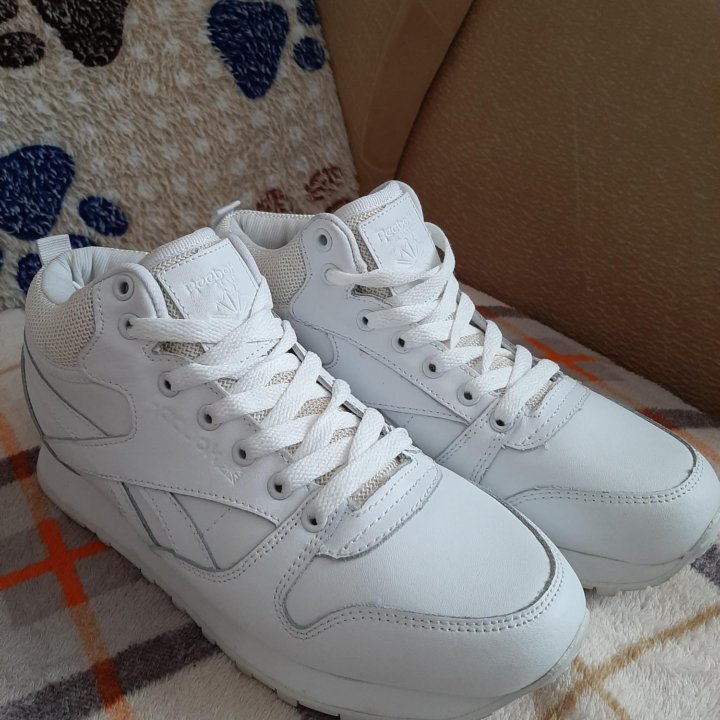 Кроссовки зима