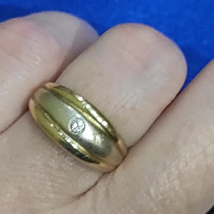 Кольцо золотое