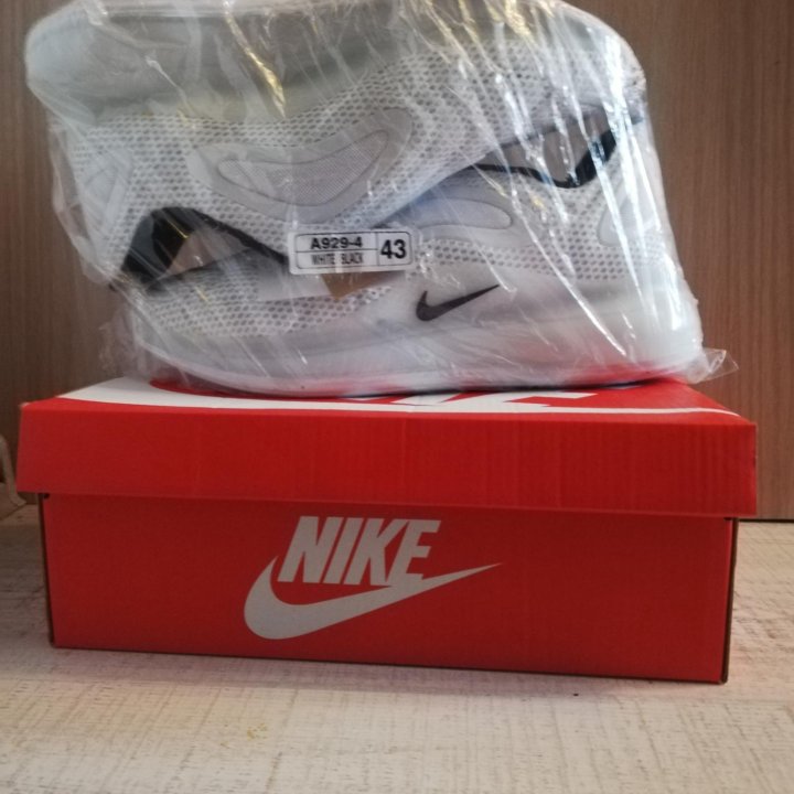 Мужские кроссовки Nike 43, 45, 46