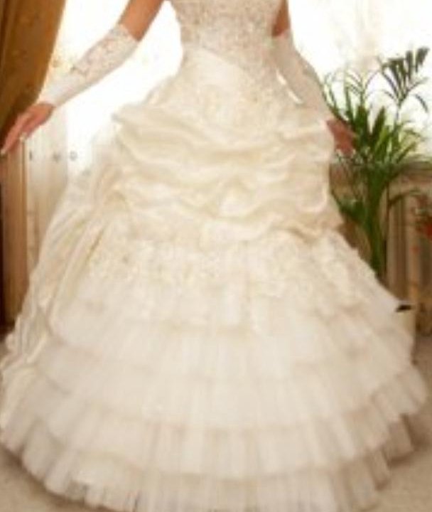 Свадебное платье б/у