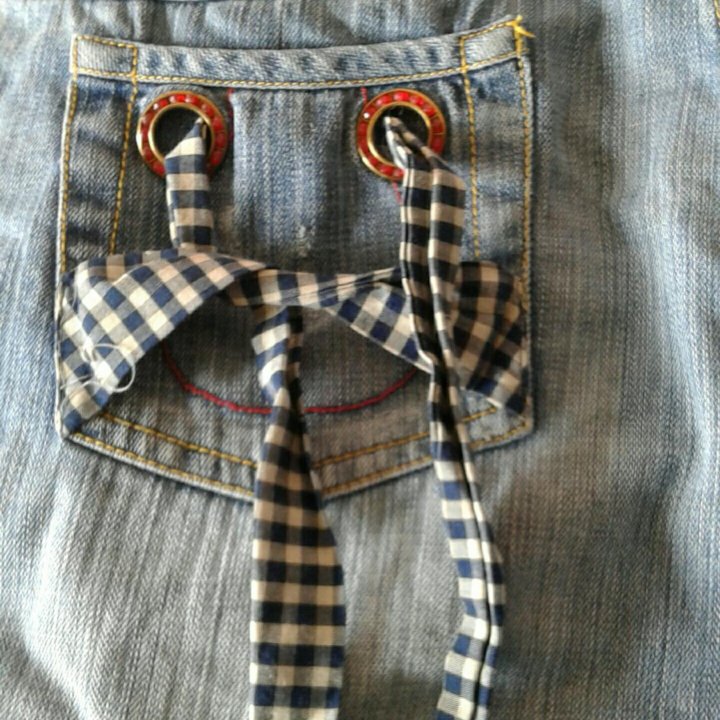 Шорты джинсовые