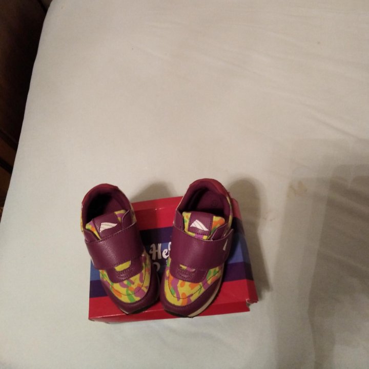 Кроссовки 29р