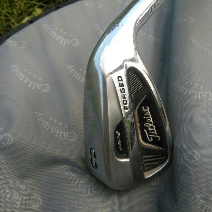 Клюшка для гольфа Titleist iron 8