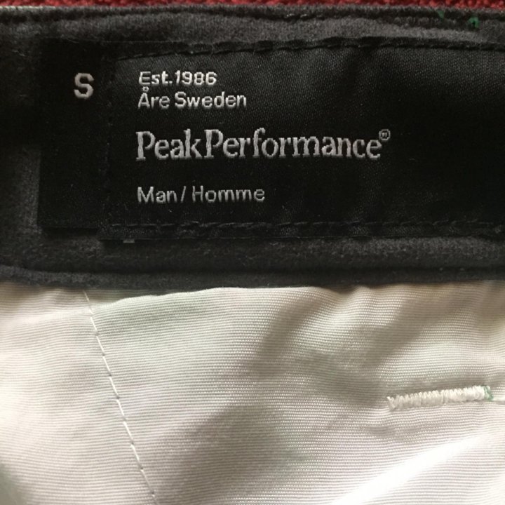 Шорты Peak Performance S