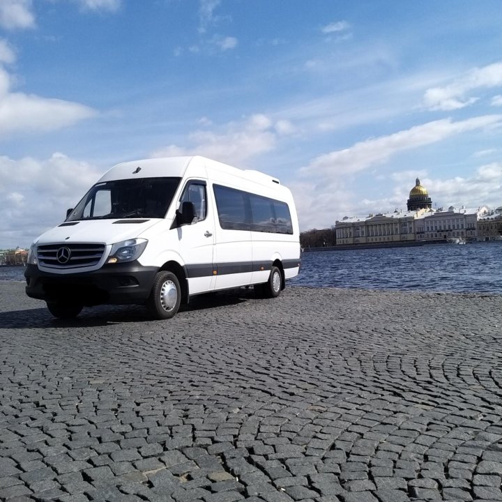 Аренда микроавтобуса в СПБ с водителем.