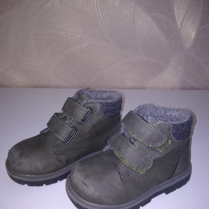 Ботинки детские.