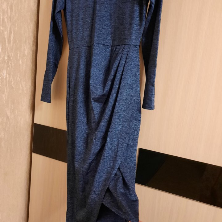 Платье 44 размера
