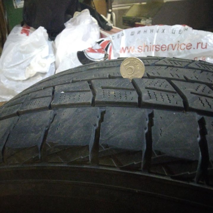 Dunlop Winter Maxx SJ8 зимняя 265/65/17