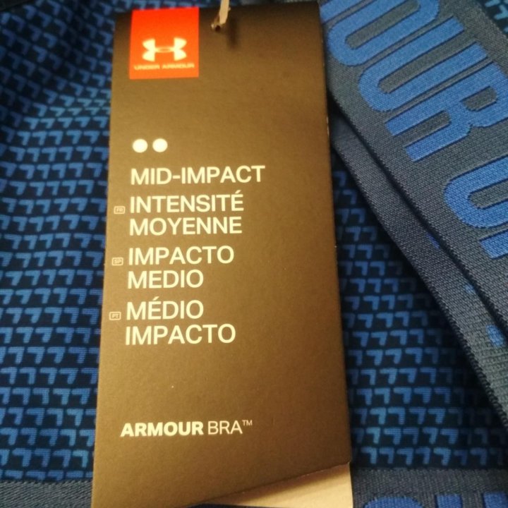 Спортивный топ-бра Under Armour