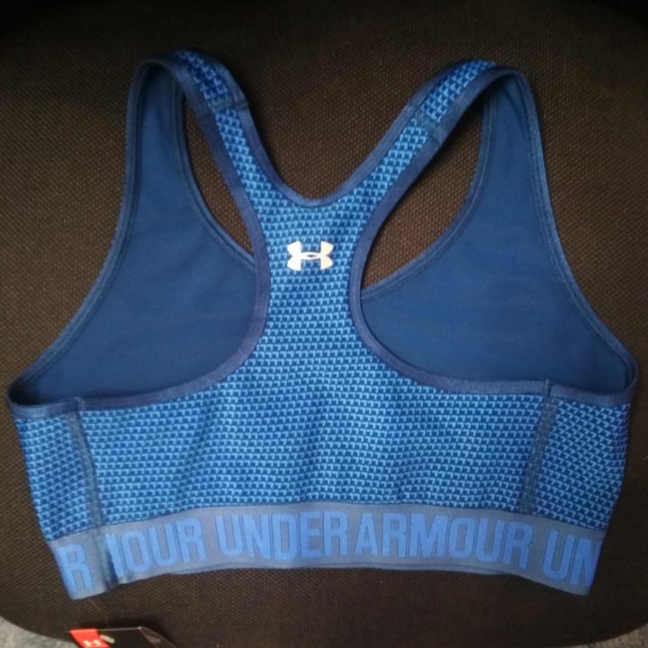 Спортивный топ-бра Under Armour