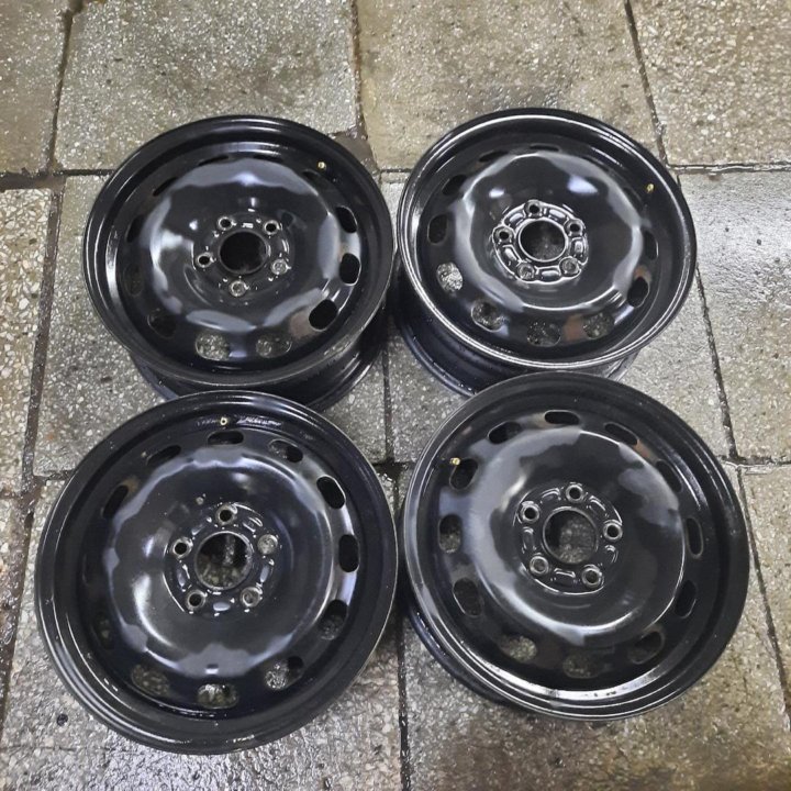 Штамповки R15 5x108 (№1373)