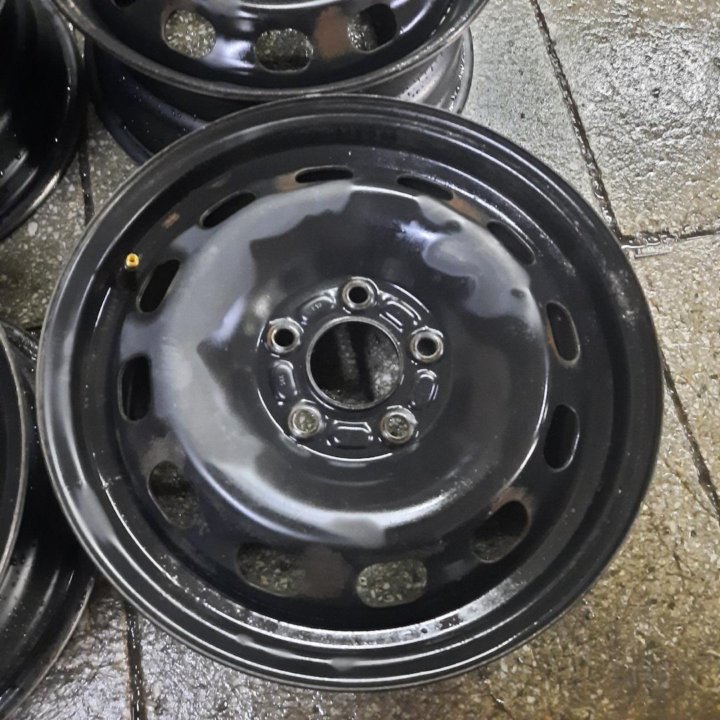 Штамповки R15 5x108 (№1373)