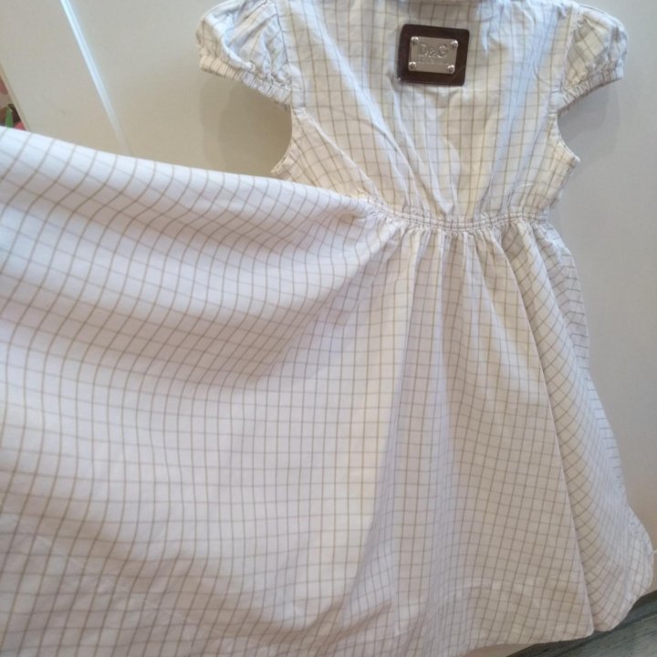 Платье D&G на 4-5 лет, до 110 см