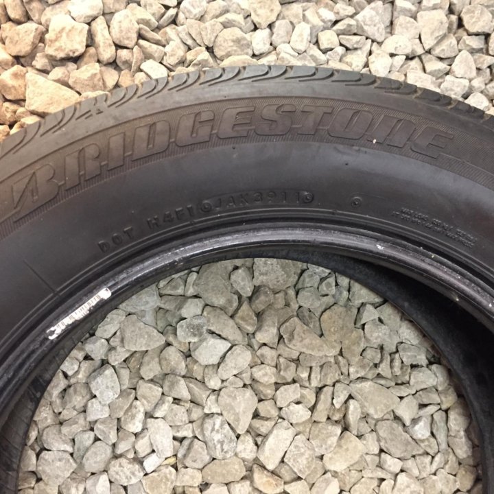 215/60/16 Bridgestone Turanza ER300. 1шт