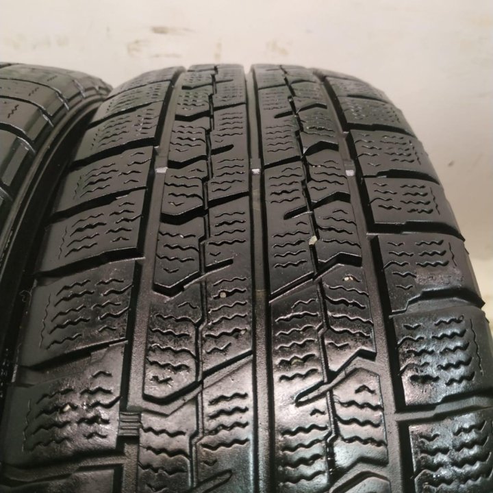 175/70 R14 GoodYear Ice Navi ZEA 2 шт