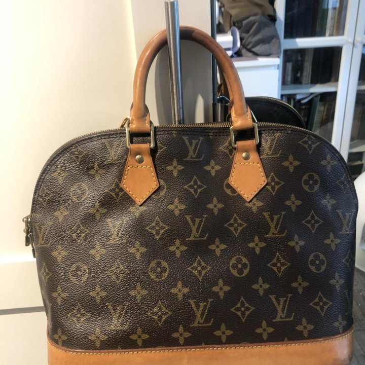 Louis Vuitton старых коллекций