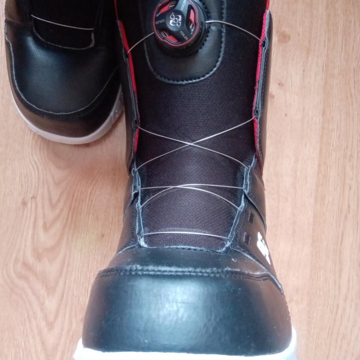 Сноубордические ботинки DC Scout DC Mora 39 40.5