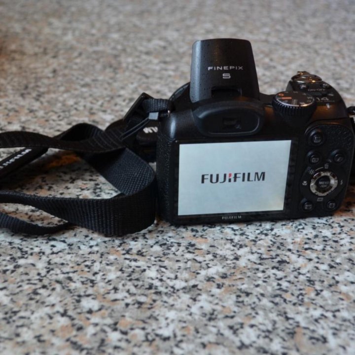 Фотоаппарат Fujifilm S2950