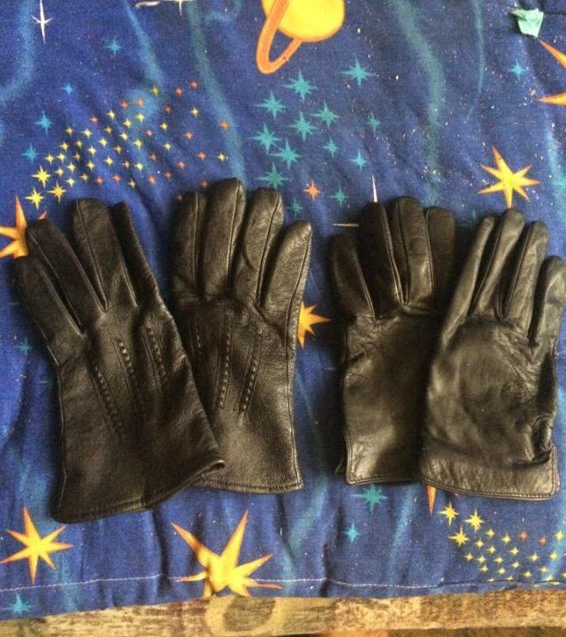 Перчатки из кожи