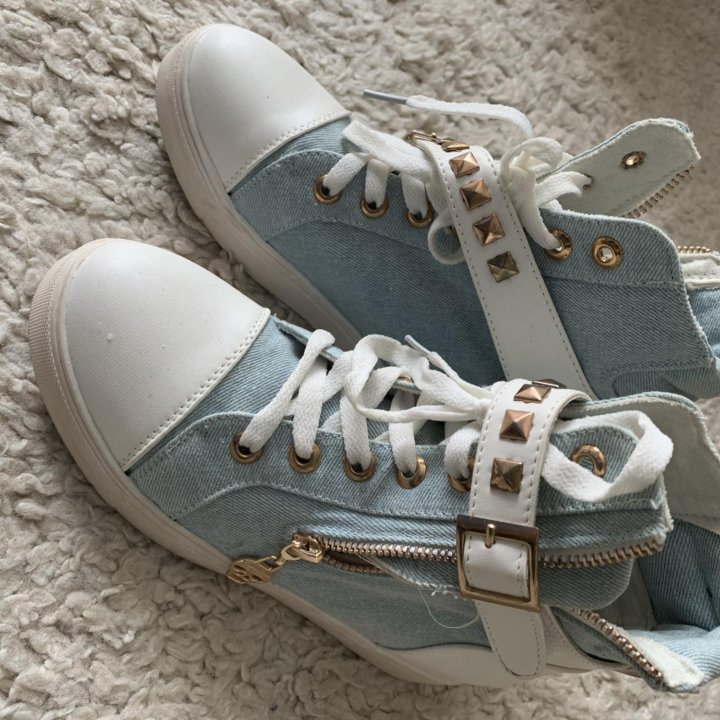 Модные кеды