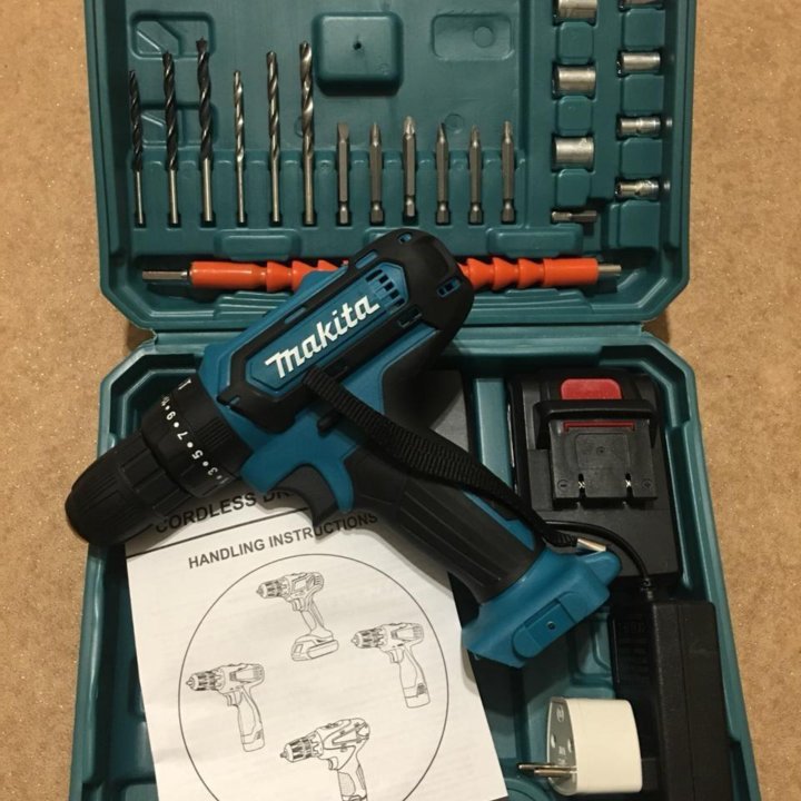 Шуруповерт Makita 18V