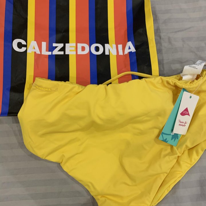 Плавки Calzedonia новые