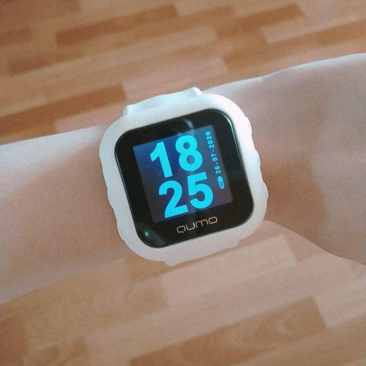 Qumo SportsWatch 4Gb