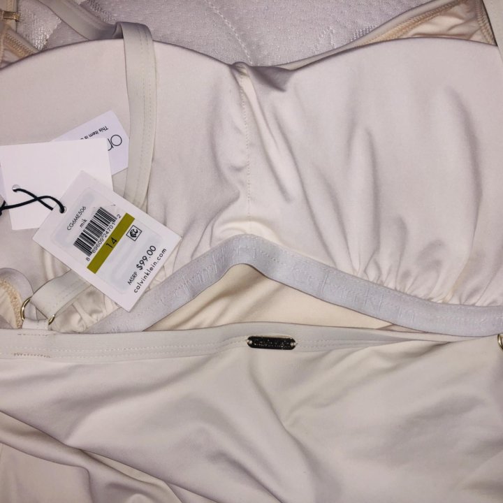 Новый Купальник Calvin Klein. XL