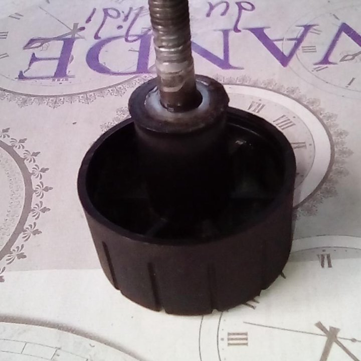 Крепёжный болт