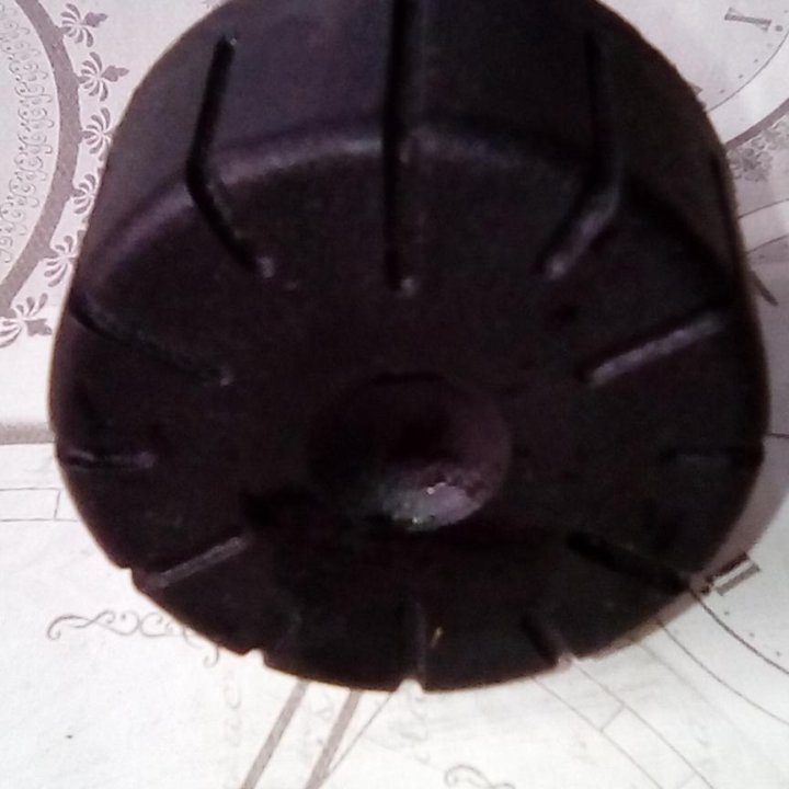 Крепёжный болт