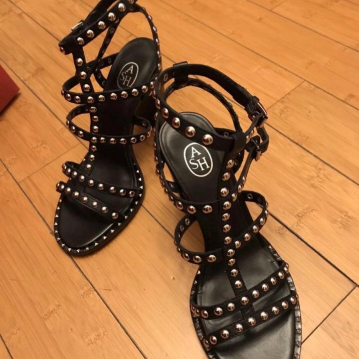 Босоножки Ash