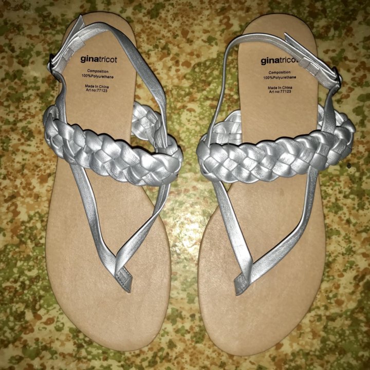 Сандалии 40-41