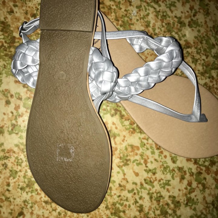 Сандалии 40-41