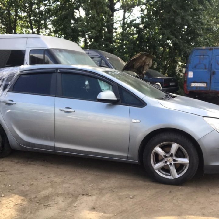 Запчасти на Opel Astra J 2010-2018