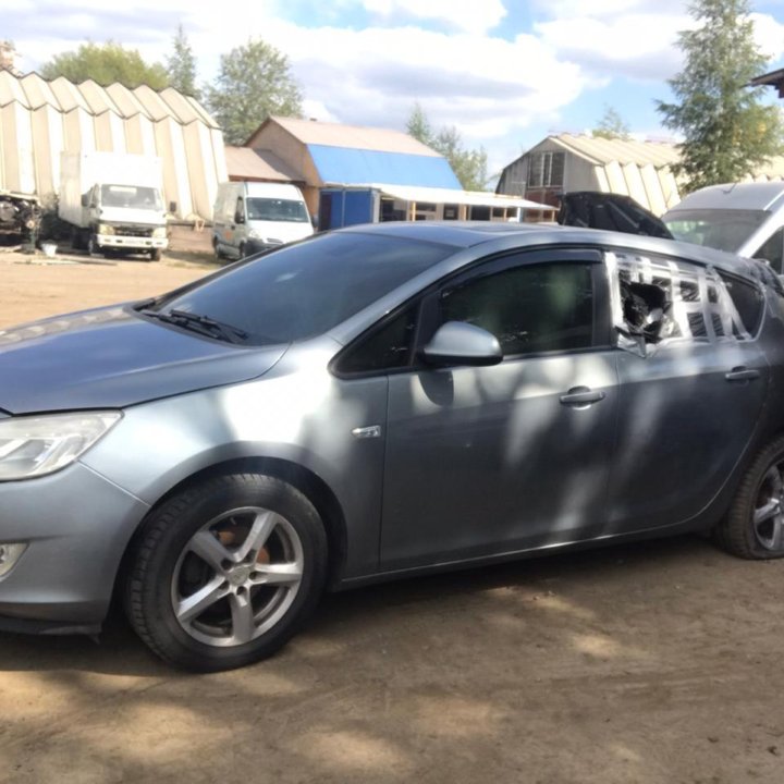 Запчасти на Opel Astra J 2010-2018