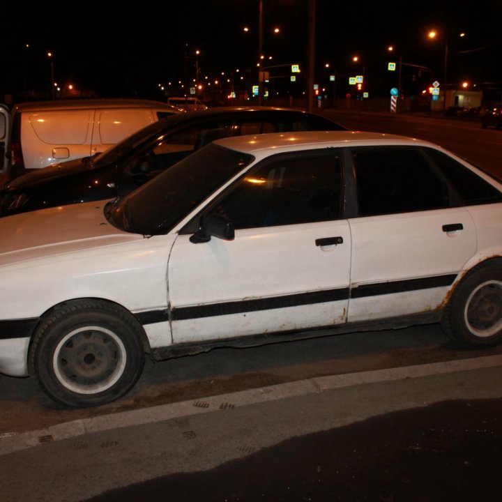 Разбор Audi 80B3 1.8 PM